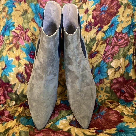 Brand New Antonio de Faria Genuine Suede Leather Olive Heeled Pull On Boots - Picture 14 of 15